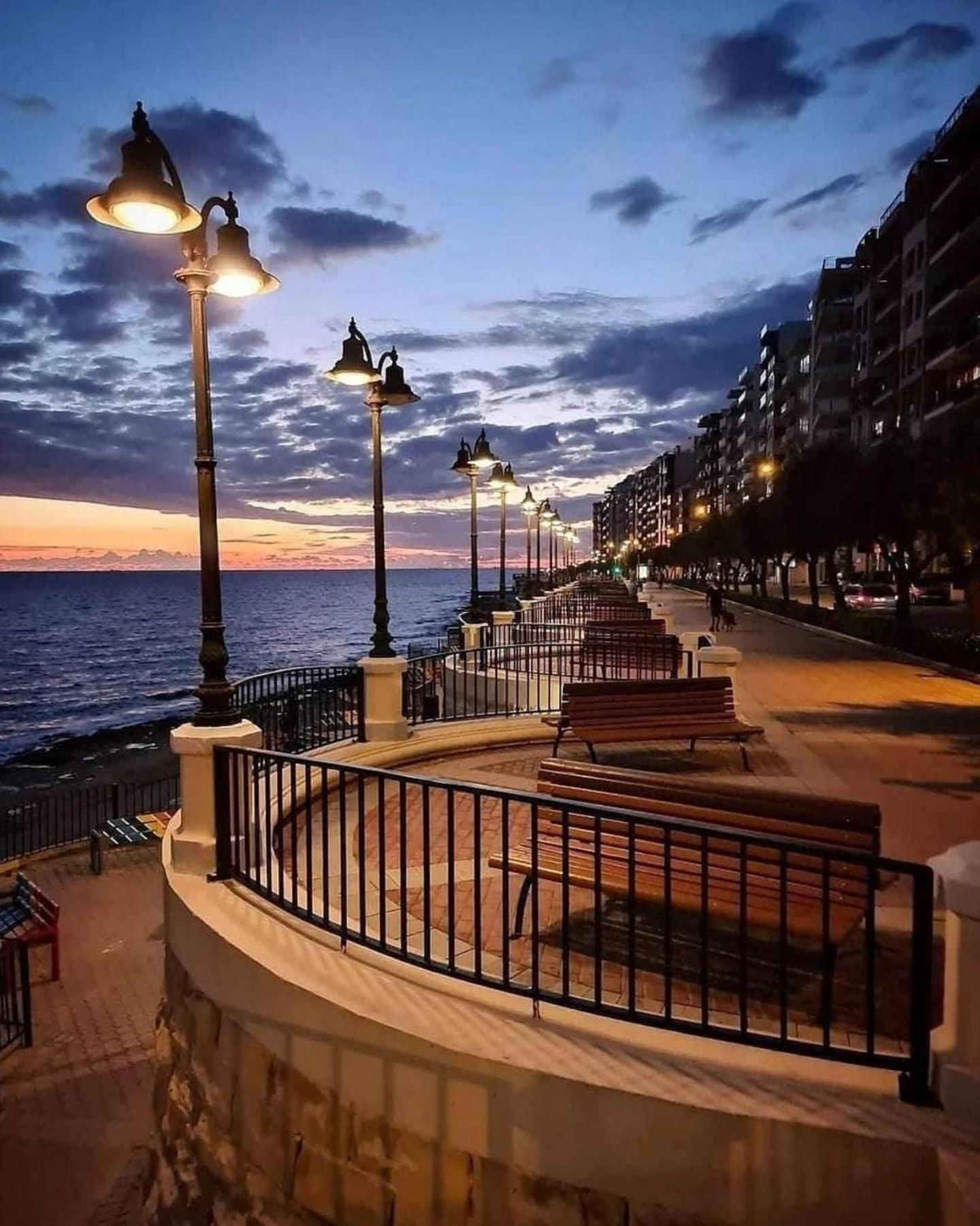 Depiro Point Deluxe - Modern, Designer Apartment 2 Minutes Away From Popular Sliema Seafront エクステリア 写真